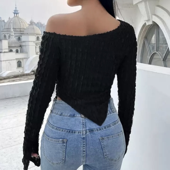 SHEIN Neck Cut Out Asymmetrical Top - Picture 3 of 16